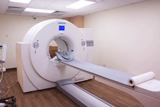 ဓါတ်မှန်နှင့်စမ်းသပ်ကိရိယာများ